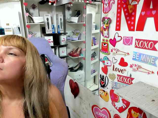 Alisson_Queen webcam
