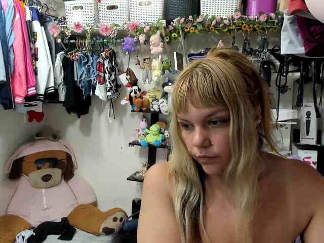 Alisson_Queen