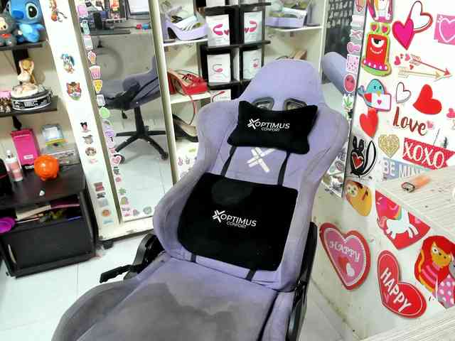 Alisson_Queen webcam