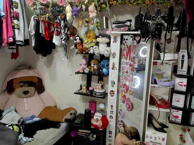 Alisson_Queen webcam