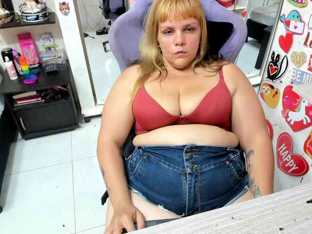 Alisson_Queen webcam