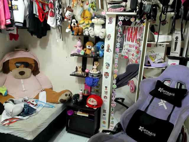 Alisson_Queen webcam