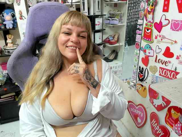 Alisson_Queen webcam