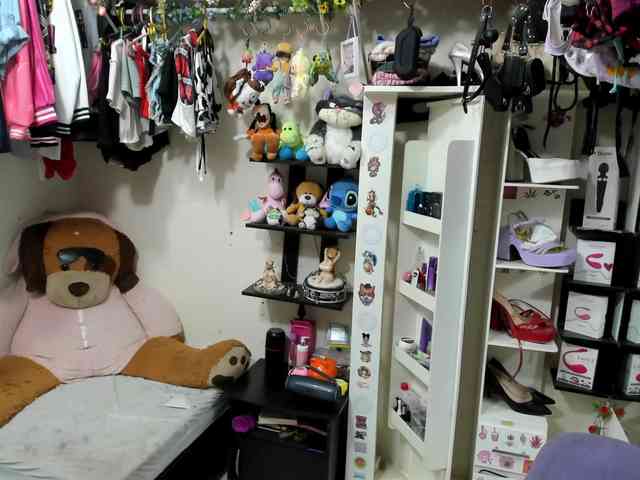 Alisson_Queen webcam