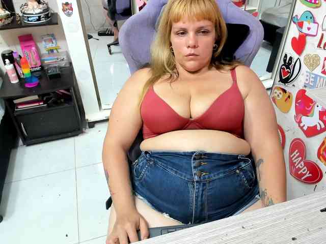Alisson_Queen webcam