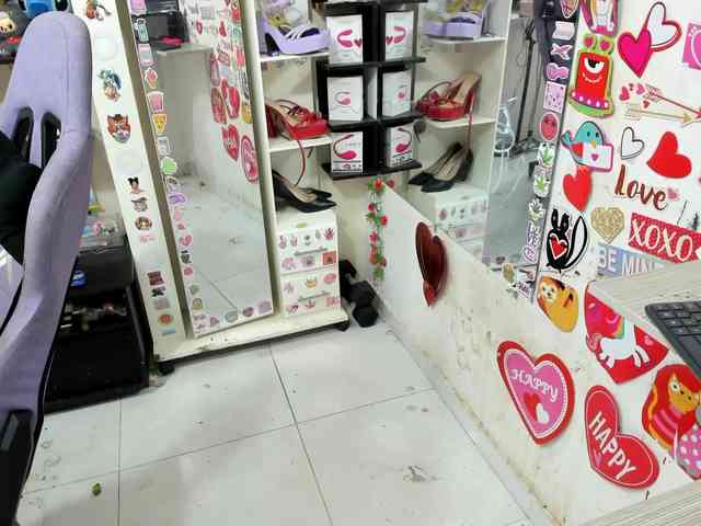 Alisson_Queen webcam