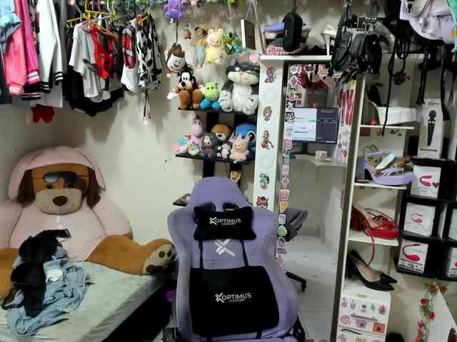 Alisson_Queen webcam