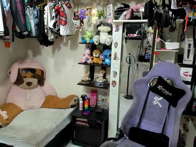 Alisson_Queen webcam