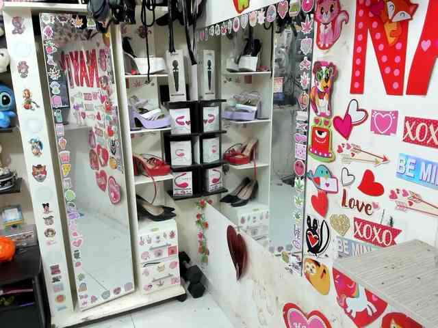Alisson_Queen webcam