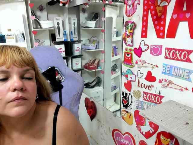 Alisson_Queen webcam