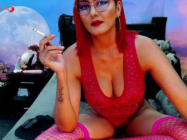 Hanna-Luna live cam on BongaCams