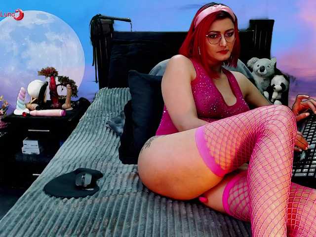 Hanna-Luna's BongaCams show and profile