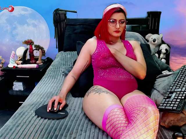Hanna-Luna's BongaCams show and profile