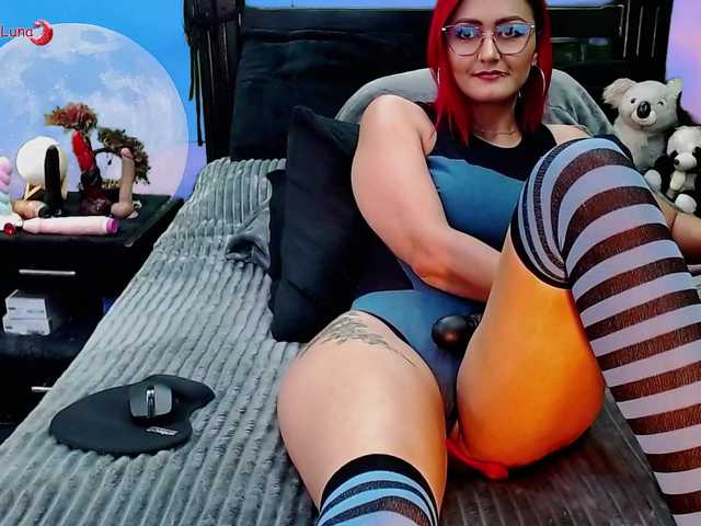 Hanna-Luna's BongaCams show and profile