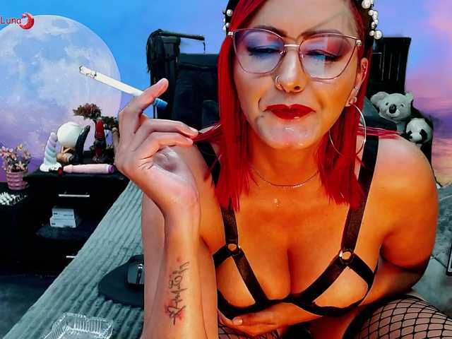 Hanna-Luna live cam on BongaCams