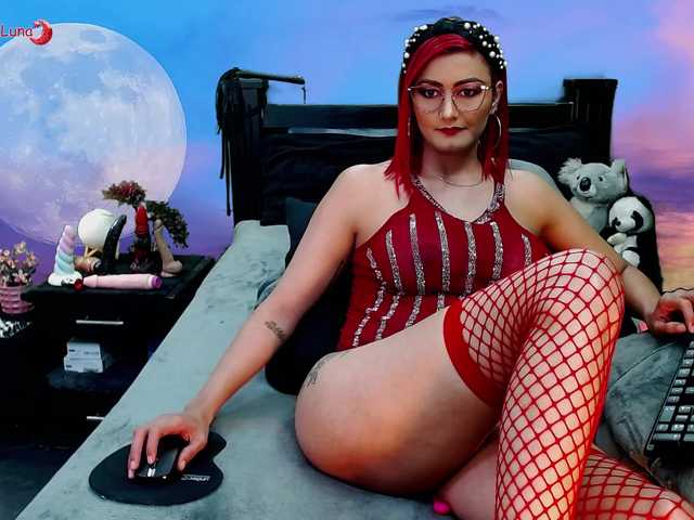 Hanna-Luna live cam on BongaCams