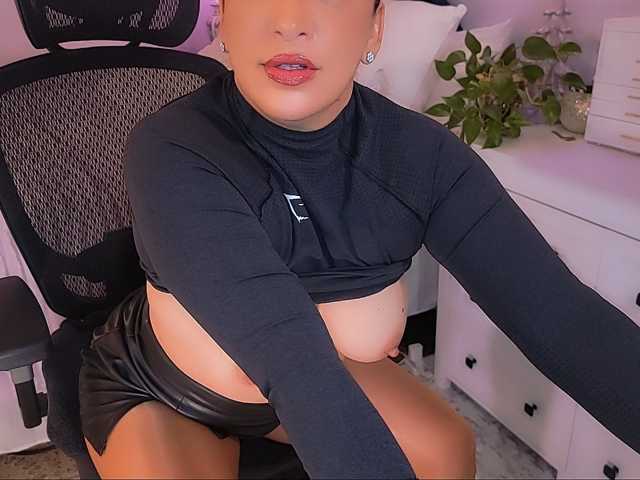 ExcitingWoman