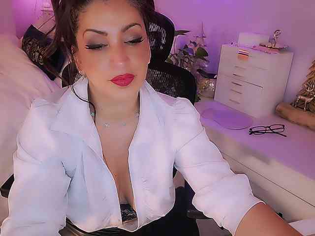 ExcitingWoman webcam