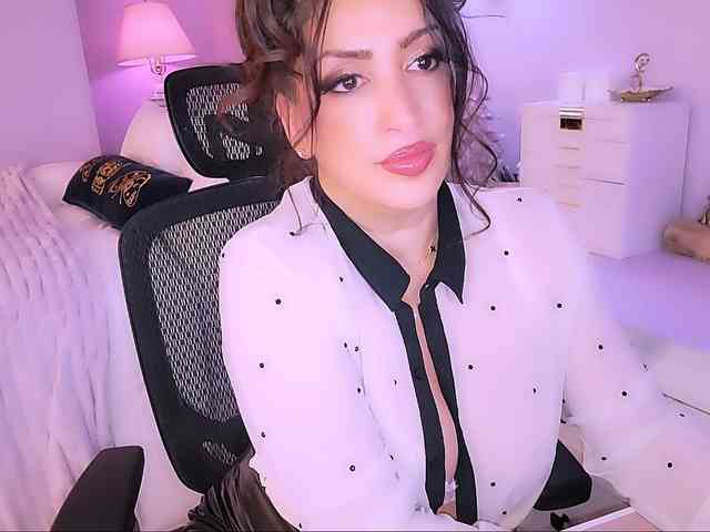 ExcitingWoman