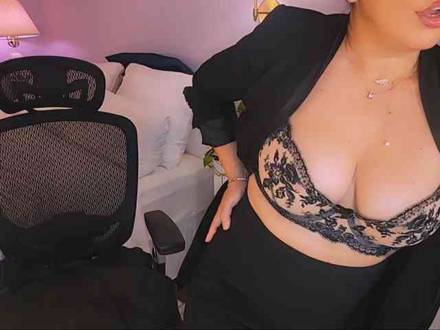ExcitingWoman