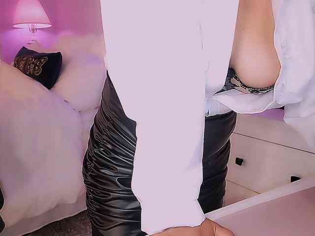 ExcitingWoman webcam