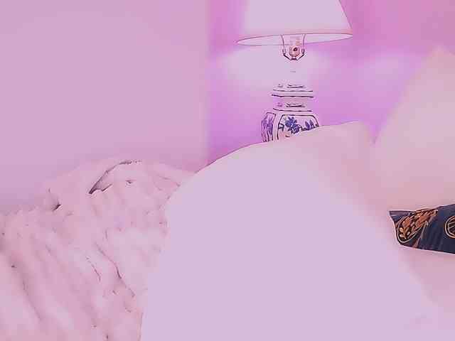 ExcitingWoman webcam