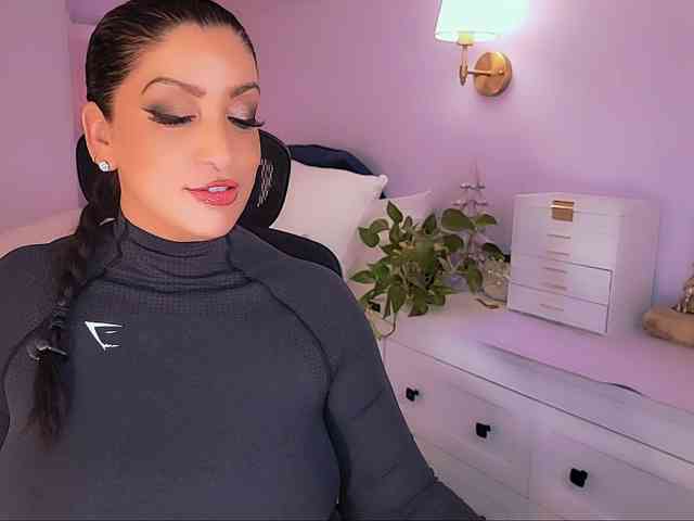 ExcitingWoman