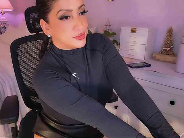 ExcitingWoman