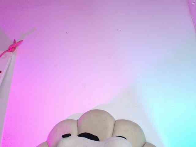 KishaColins webcam