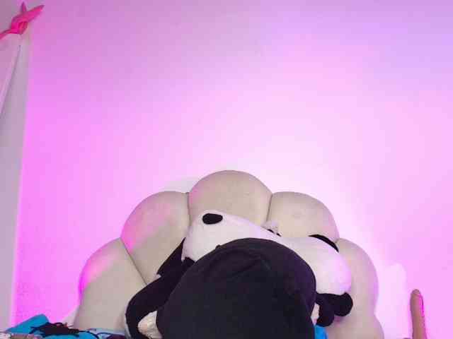 KishaColins webcam