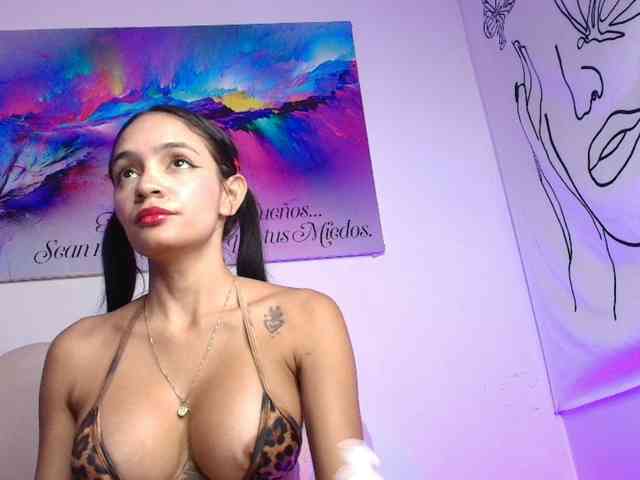 KishaColins Live Webcam on BongaCams