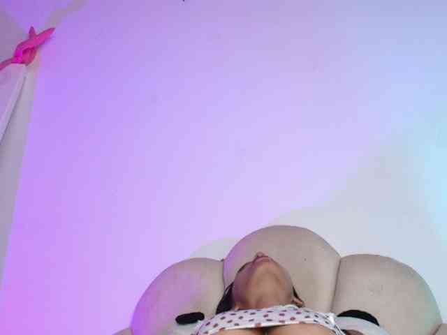 KishaColins webcam