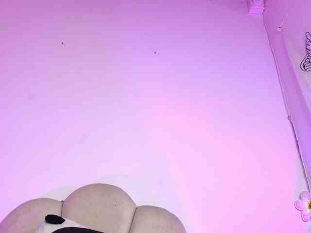 KishaColins webcam
