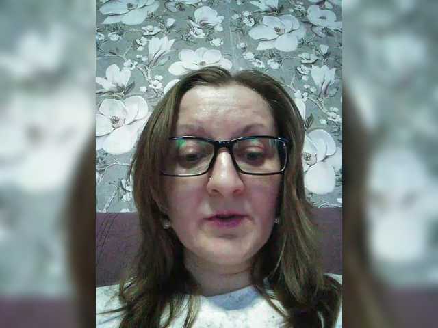 Zarevna's BongaCams show and profile