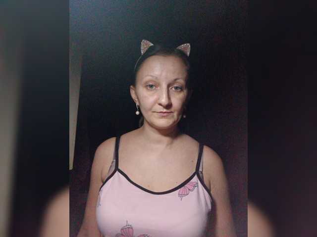 Zarevna live cam on BongaCams
