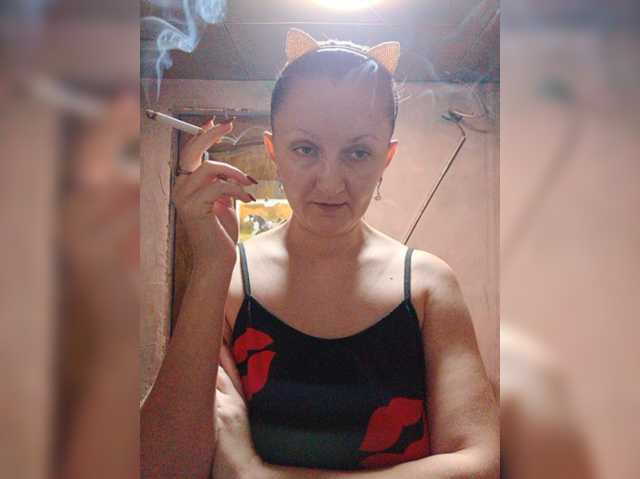 Zarevna live cam on BongaCams