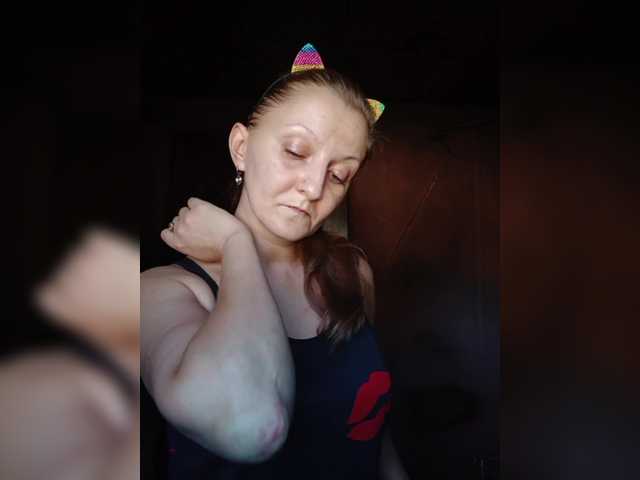 Zarevna live cam on BongaCams