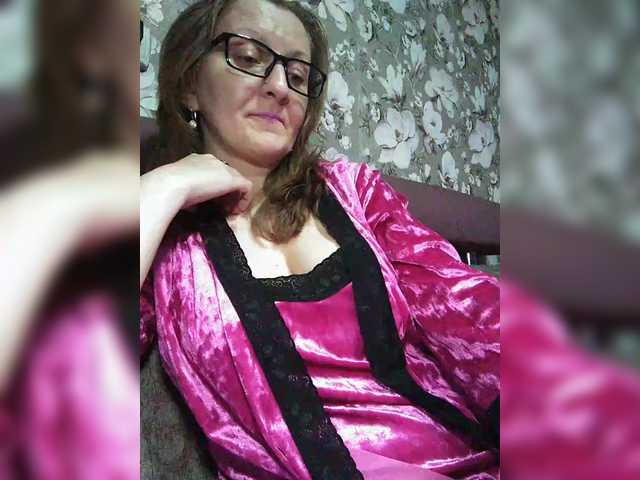 Zarevna's BongaCams show and profile