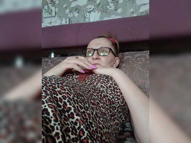 Zarevna live cam on BongaCams