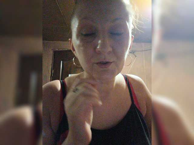 Zarevna live cam on BongaCams