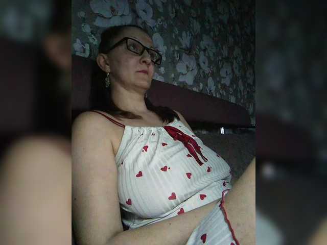 Zarevna's BongaCams show and profile