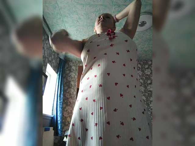 Zarevna's BongaCams show and profile