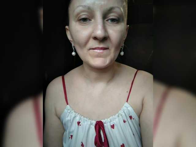 Zarevna's BongaCams show and profile