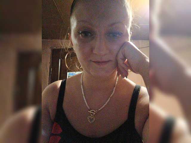 Zarevna live cam on BongaCams