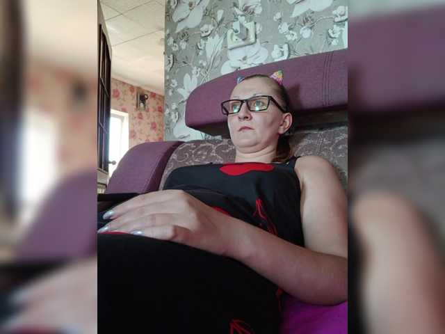 Zarevna live cam on BongaCams