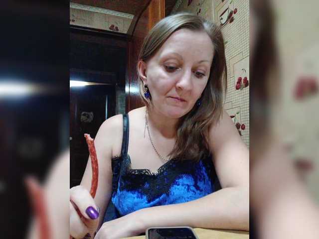 Zarevna live cam on BongaCams