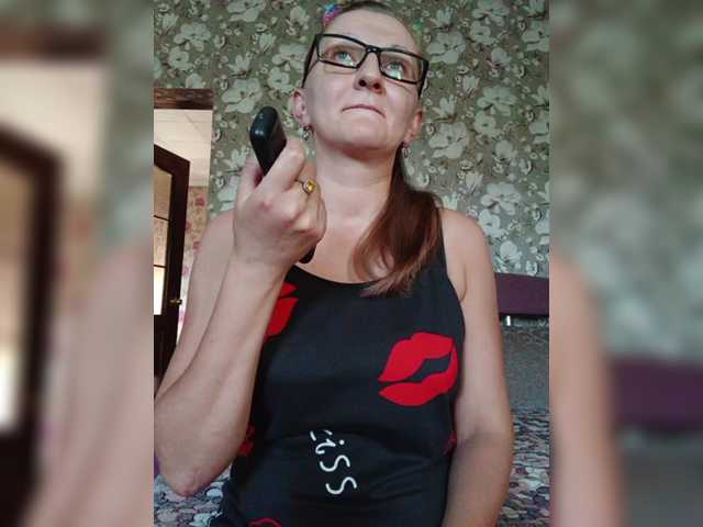 Zarevna live cam on BongaCams