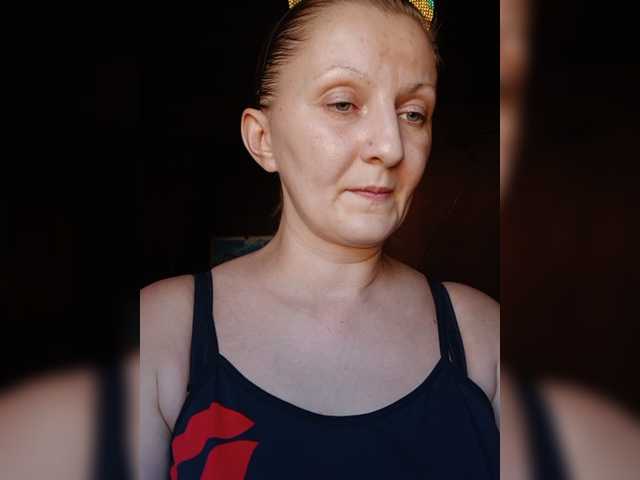 Zarevna live cam on BongaCams