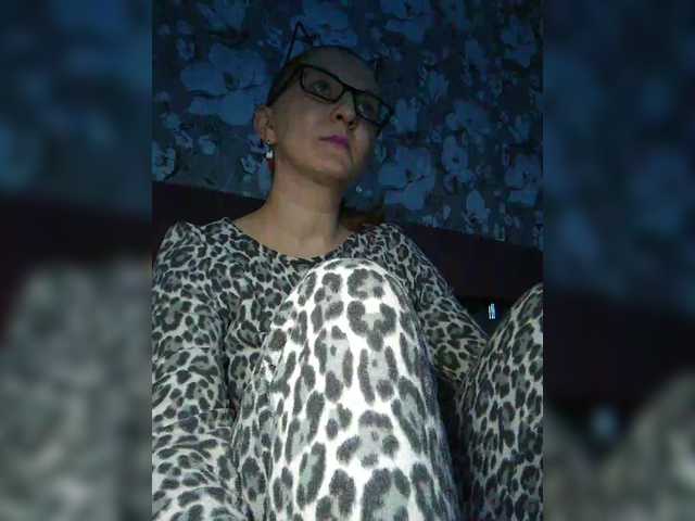 Zarevna's BongaCams show and profile