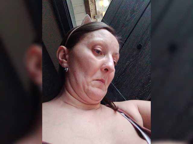 Zarevna live cam on BongaCams